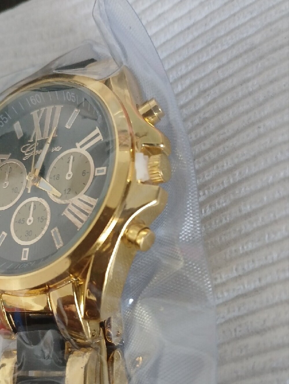Gold and Black Chronograph Bracelet Watch - Picture 5 of 7